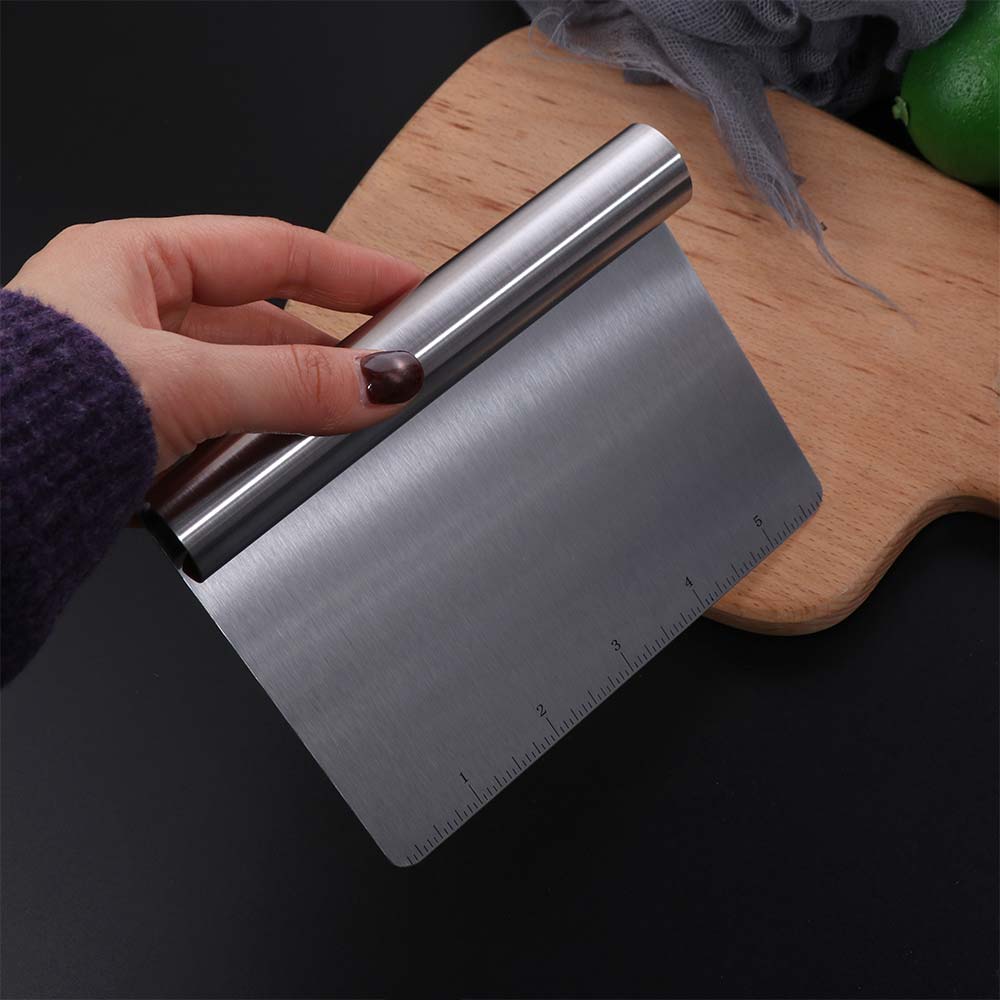 Tagliapasta Multifunzionale in - Bench Scraper Dough recensione e prezzo