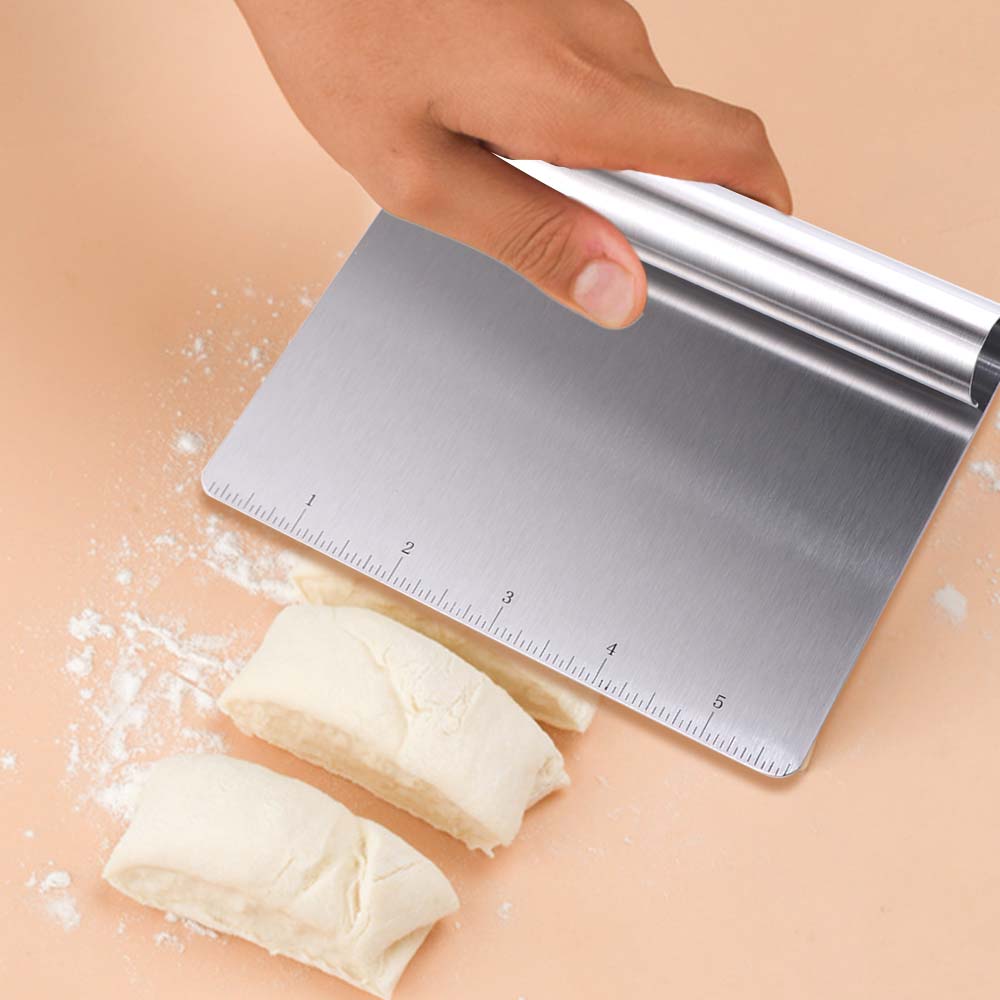 Tagliapasta Multifunzionale in - Bench Scraper Dough recensione e prezzo